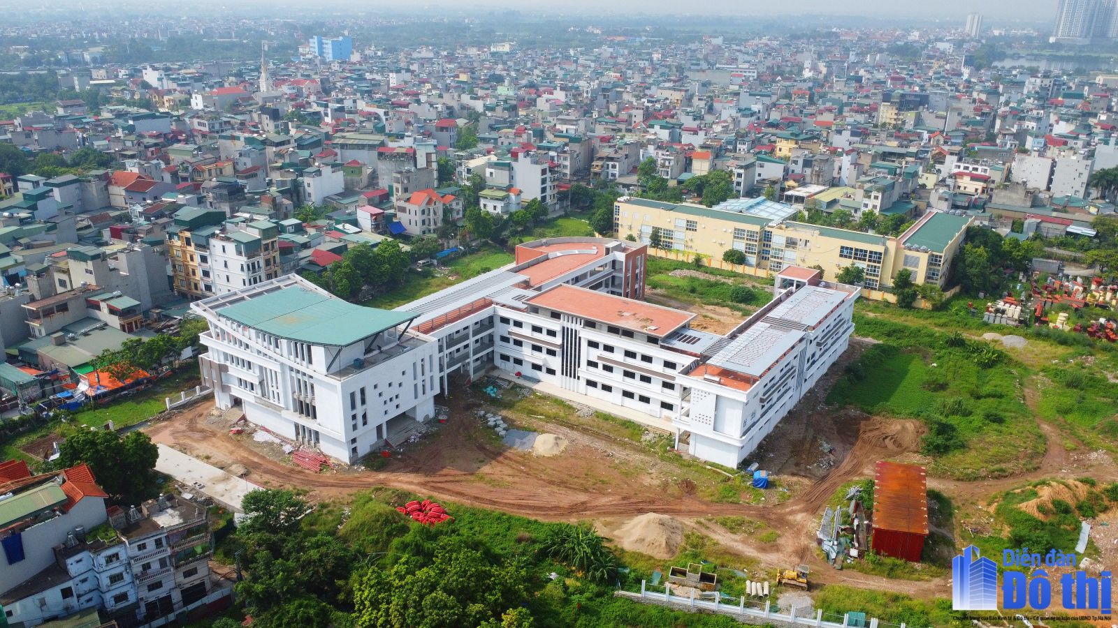 Mê quá: Ngôi trường công lập hơn 100 tỷ sắp xây xong, vậy là học sinh Hà Nội lại có thêm trường đẹp ngồi học!- Ảnh 4. Mê quá: Ngôi trường công lập hơn 100 tỷ sắp xây xong, vậy là học sinh Hà Nội lại có thêm trường đẹp ngồi học!- Ảnh 4.