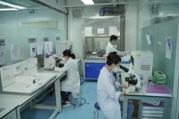 Phát hiện bệnh sớm từ xét nghiệm sốt xuất huyết- Ảnh 2. Phát hiện bệnh sớm từ xét nghiệm sốt xuất huyết- Ảnh 2.