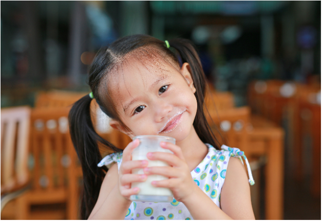 Ra mắt sữa tươi Moozi chuẩn 10 không đến từ thiên nhiên - Ảnh 1.