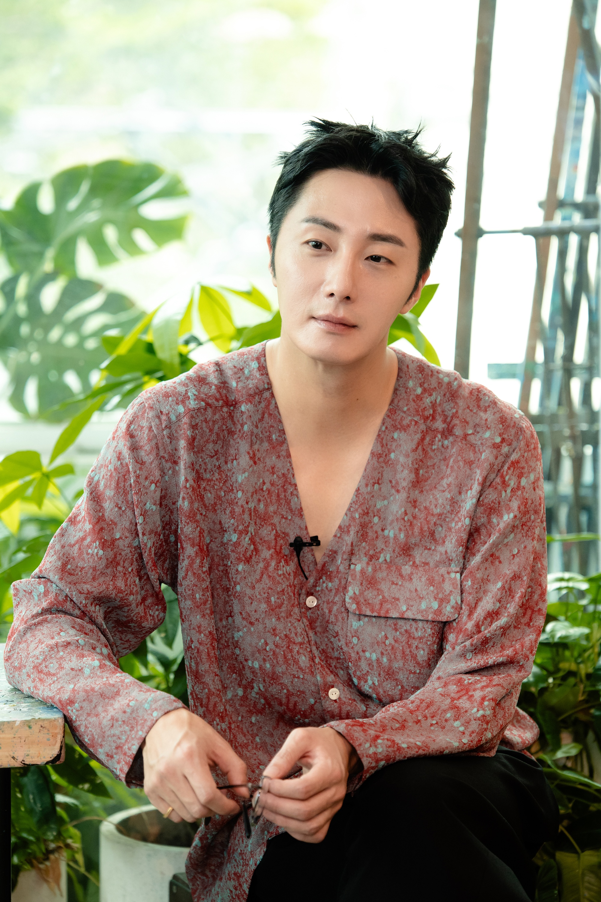 Jung Il Woo: Tôi muốn đóng cùng Trấn Thành trong một bộ phim "sặc mùi" nam tính - Ảnh 6. Jung Il Woo: Tôi muốn đóng cùng Trấn Thành trong một bộ phim "sặc mùi" nam tính - Ảnh 6.