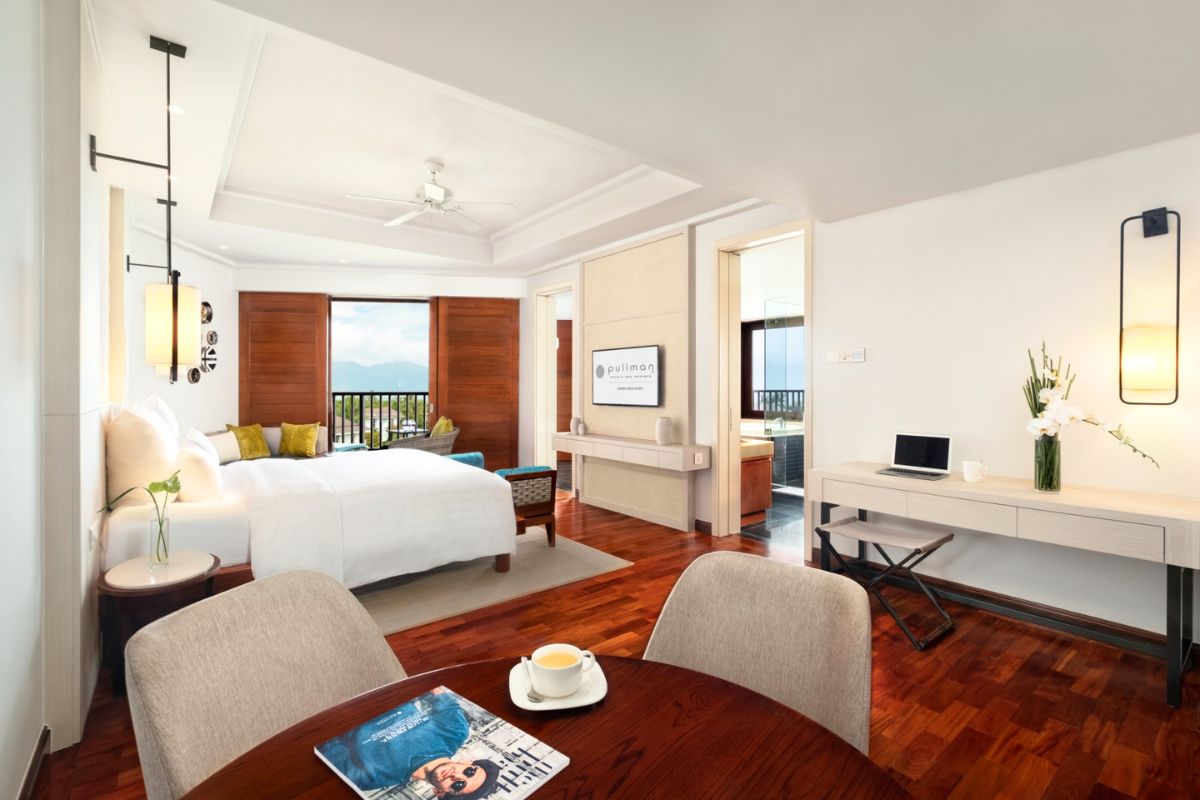 phong-junior-suite-tai-pullman-danang-beach-resort-17543848495291493935819.jpg