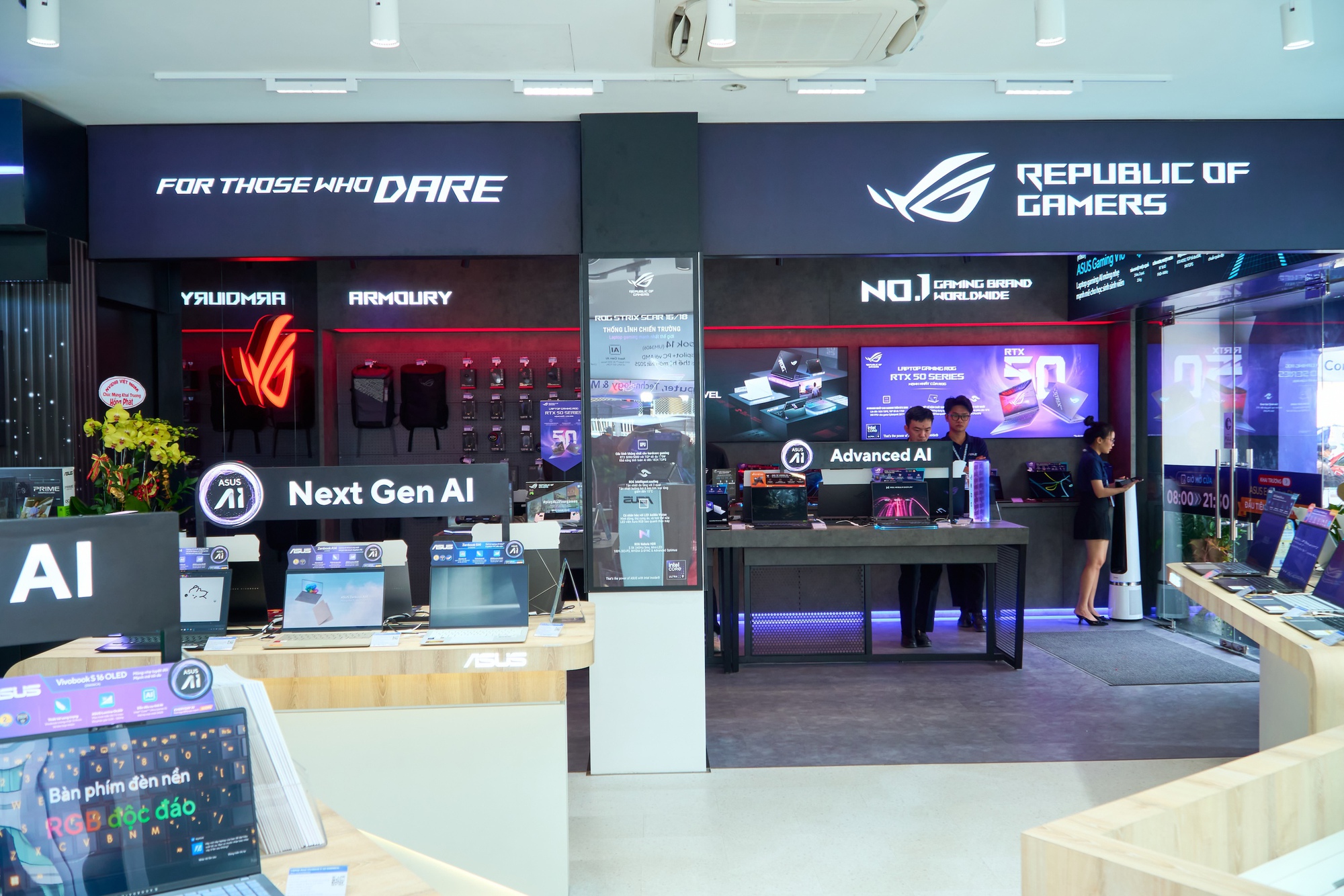 ASUS mở thêm điểm chạm công nghệ tại trung tâm TP.HCM- Ảnh 2. ASUS mở thêm điểm chạm công nghệ tại trung tâm TP.HCM- Ảnh 2.