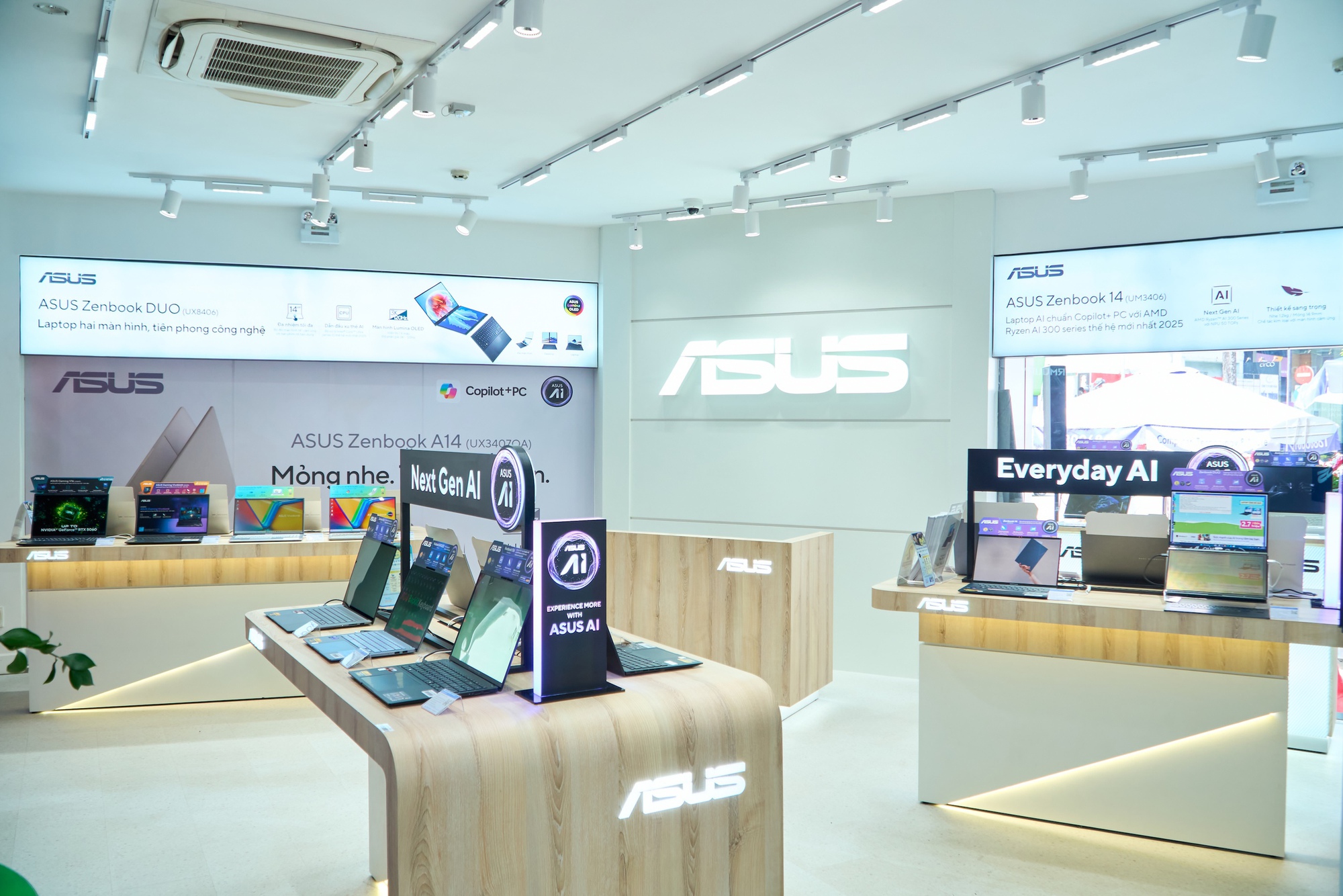 ASUS mở thêm điểm chạm công nghệ tại trung tâm TP.HCM- Ảnh 1. ASUS mở thêm điểm chạm công nghệ tại trung tâm TP.HCM- Ảnh 1.