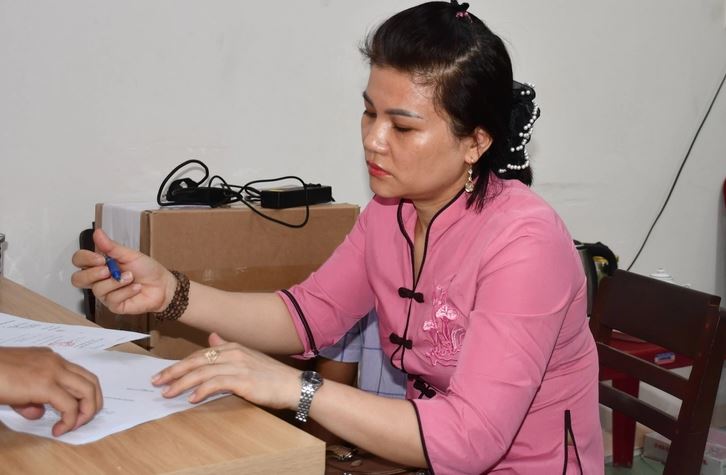 Tim tôi đau thắt khi hay tin cháu K đã tử vong: LÀM ƠN, không có tình thương con trẻ thì đừng làm nghề bảo mẫu! - Ảnh 1.