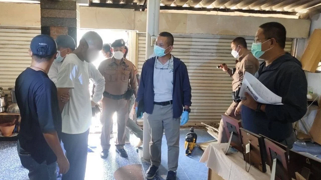 Con trai sát hại mẹ rồi đến đồn cảnh sát tự thú, khai ra lý do khiến tất cả đều phẫn nộ - Ảnh 2.