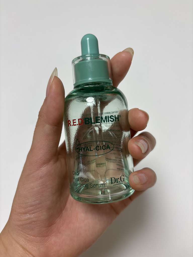 Lỗ chân lông nhỏ đi thấy rõ sau 1 tháng cô nàng này dùng bộ đôi serum dưỡng da bình dân của Hàn - Ảnh 6.