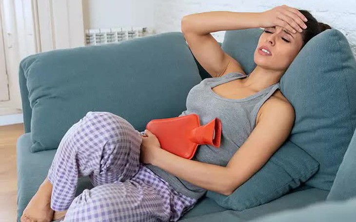 Sau 40 tuổi, nếu kinh nguyệt có biểu hiện thế này thì hãy nghĩ đến mãn kinh: Biện pháp đơn giản nhất chị em có thể làm ở nhà để khắc phục
