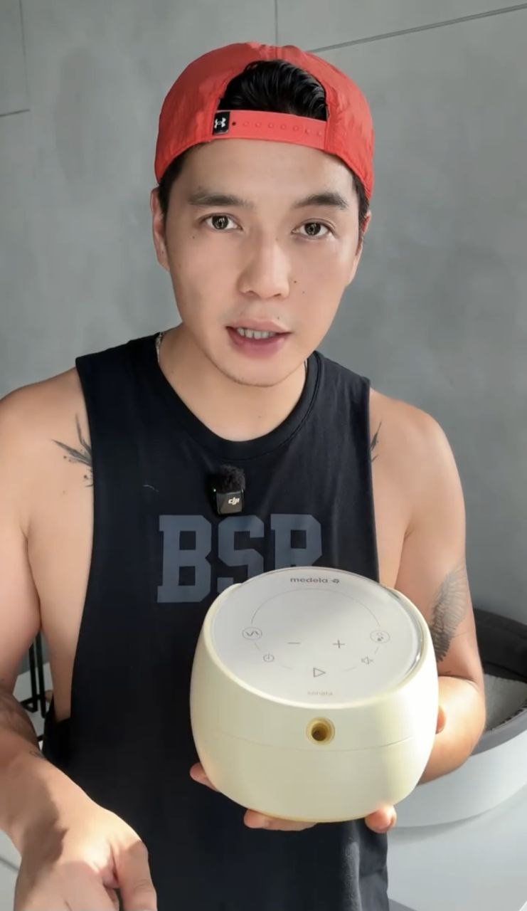 &quot;Bố bỉm quốc dân&quot; Huy Trần tiếp tục review đồ cho bé Gạo, nâng tổng giá trị &quot;đầu tư ban đầu&quot; cho bình rượu mơ lên gần 150 triệu- Ảnh 2.