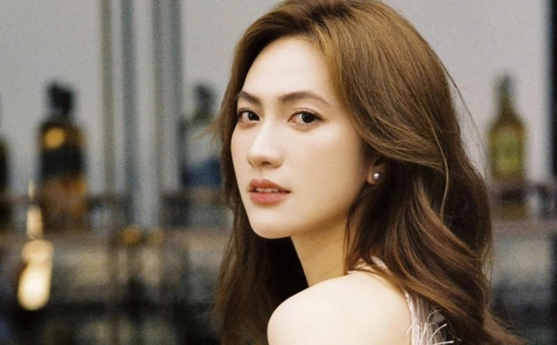 Cận cảnh nhan sắc mỹ nhân được khen đẹp nhất Việt Nam hiện tại, đến cả mặt mộc cũng vô địch thiên hạ - Ảnh 10.