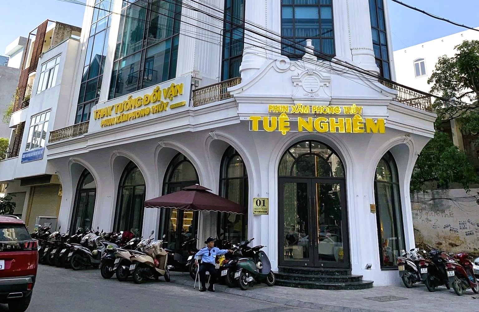 Tìm bị hại trong vụ án hình sự tại cơ sở &quot;phun xăm phong thủy đổi vận&quot;- Ảnh 1.