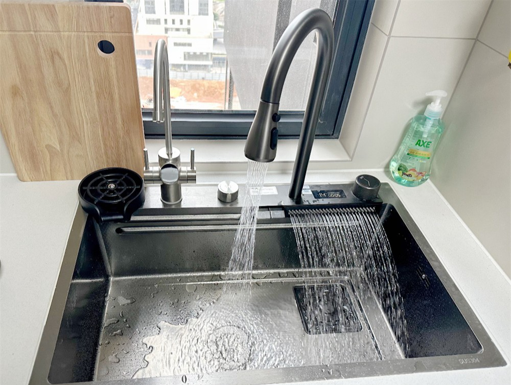7 sai lầm cải tạo bếp dễ mắc phải, nhìn đẹp nhưng dùng rồi mới thấy mệt - Ảnh 4.