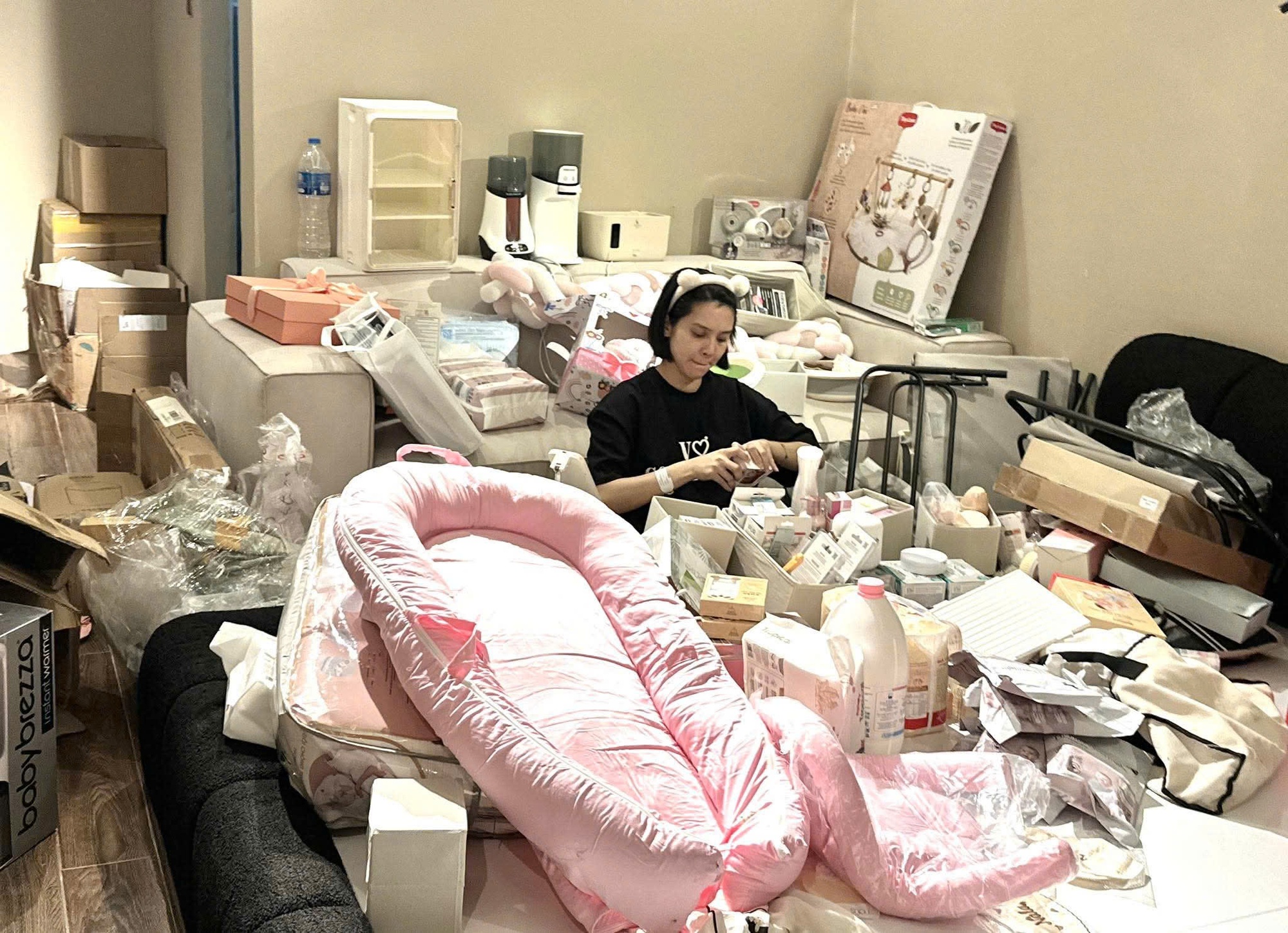 Mẹ bầu Quỳnh Lương đi khắp nơi &quot;xin vía&quot; chuyển dạ nhanh vì sợ điều này- Ảnh 2.
