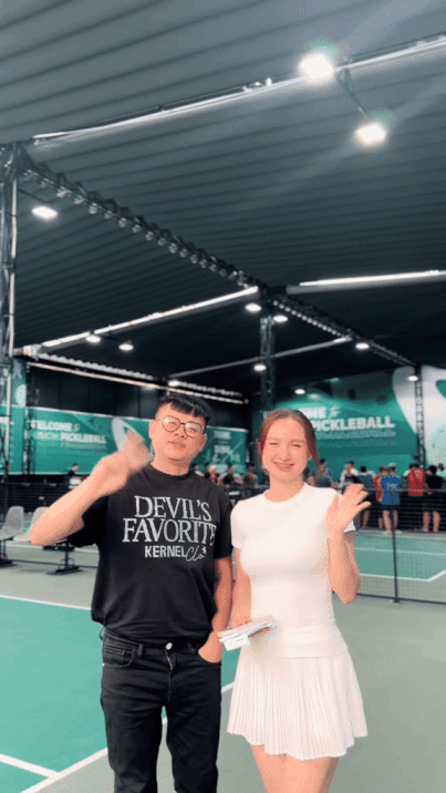 ezgif-757d0e902f22b9-1754753520200-1754753522088206536407.gif