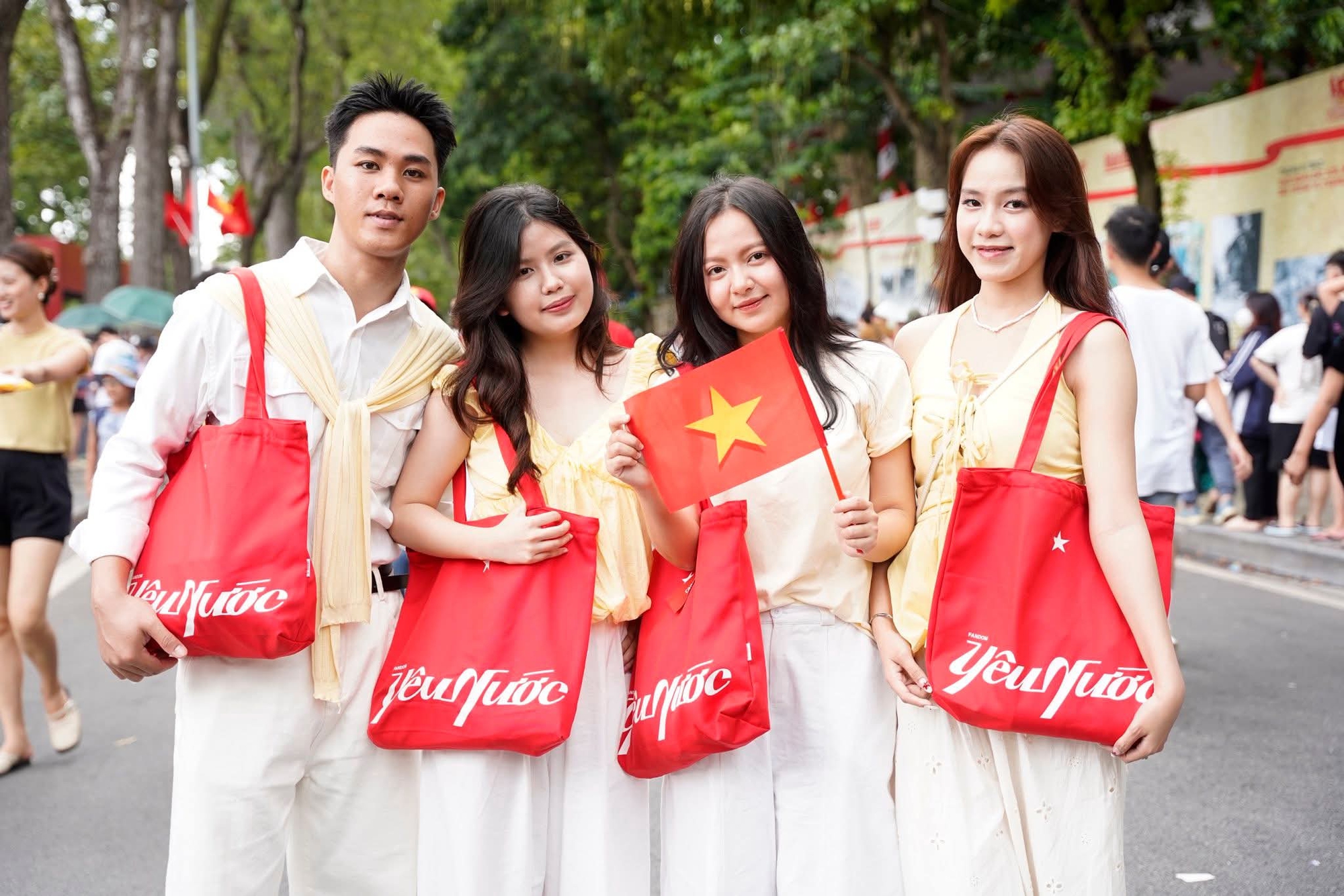 Hàng loạt Hàng loạt