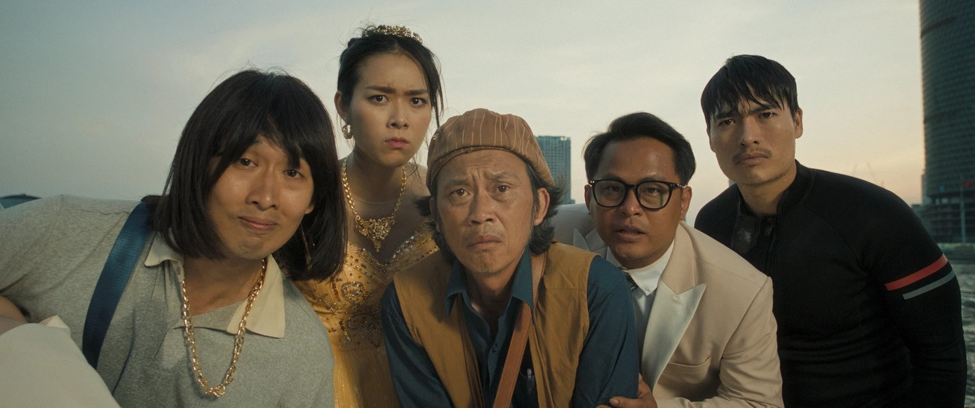 dao-dien-trung-lun-lam-giau-voi-1-1756742538460-17567425389431124222617.jpg