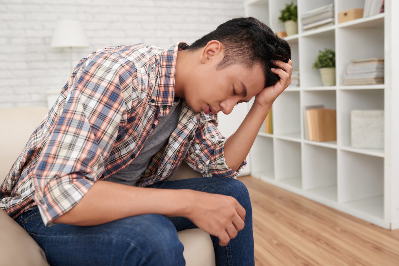 Chưa kịp nguôi vì lời trách móc của bố thì mẹ lại gọi điện cho tôi và bảo: "Mày sống như thế có yên ổn lương tâm không?"- Ảnh 1. Chưa kịp nguôi vì lời trách móc của bố thì mẹ lại gọi điện cho tôi và bảo: "Mày sống như thế có yên ổn lương tâm không?"- Ảnh 1.
