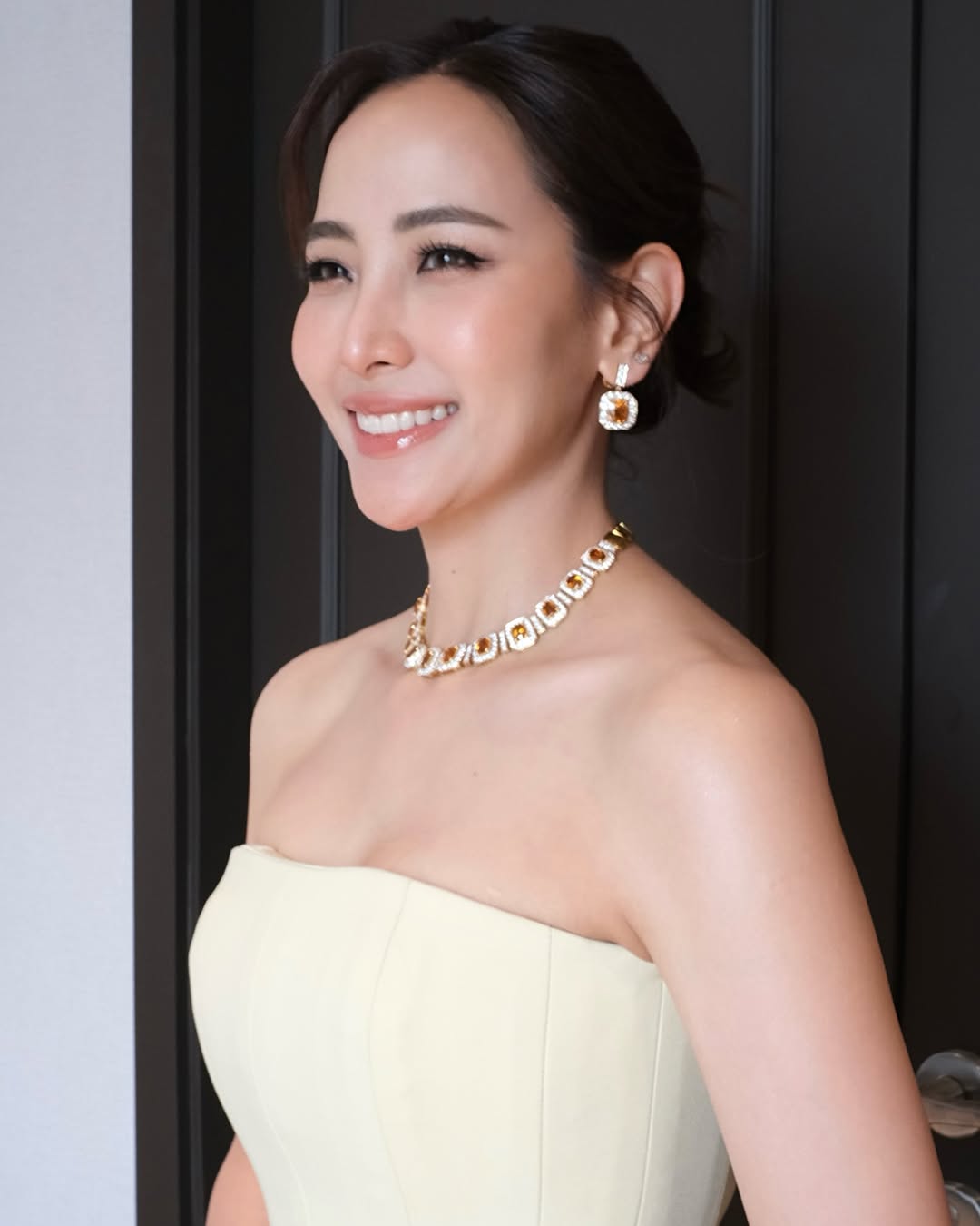 Phu nhân Thủ tướng Thái Lan 39 tuổi trẻ đẹp phát hờn: Từ lâu đã kết thân 1 loại nước thải mỡ, làm trắng da, người Việt không lạ vì thường dùng chữa ho, viêm họng- Ảnh 11.