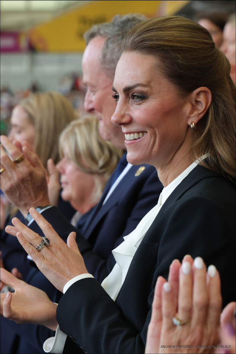 kate-middleton-rugby-england-womens-september-2025-00008-820x1230-17574854392871389850495-1757488045792-17574880458811743732810.jpg