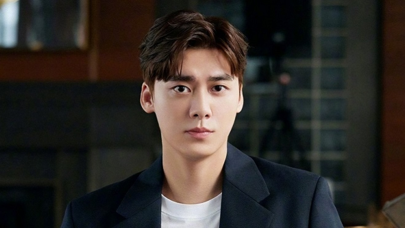 ly-dich-phong-top-1757490201219-17574902013051181454351.png