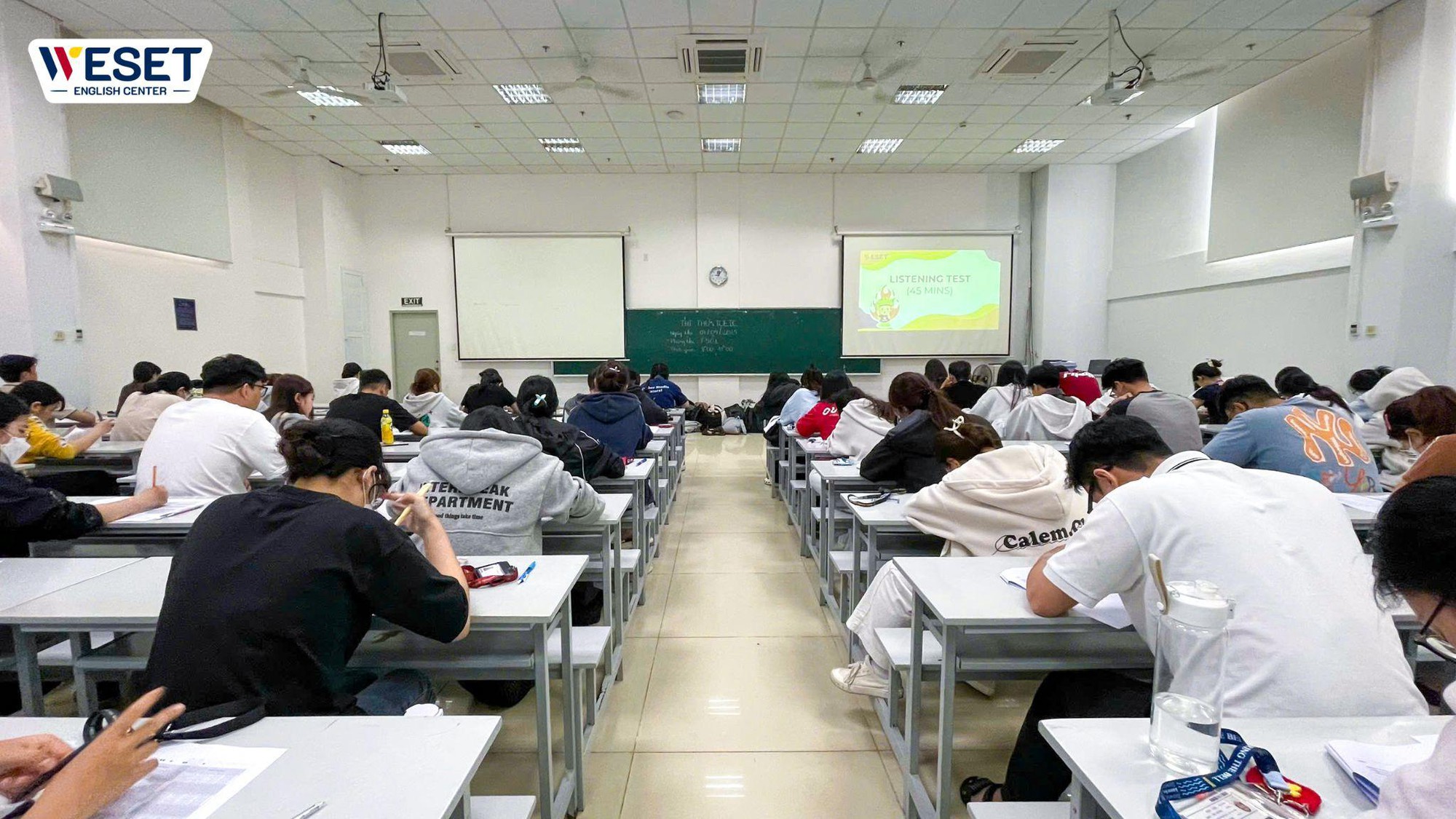 WESET bung nhiệt hết nấc cùng học sinh, sinh viên từ hơn 120 trường đối tác trên cả nước- Ảnh 4. WESET bung nhiệt hết nấc cùng học sinh, sinh viên từ hơn 120 trường đối tác trên cả nước- Ảnh 4.
