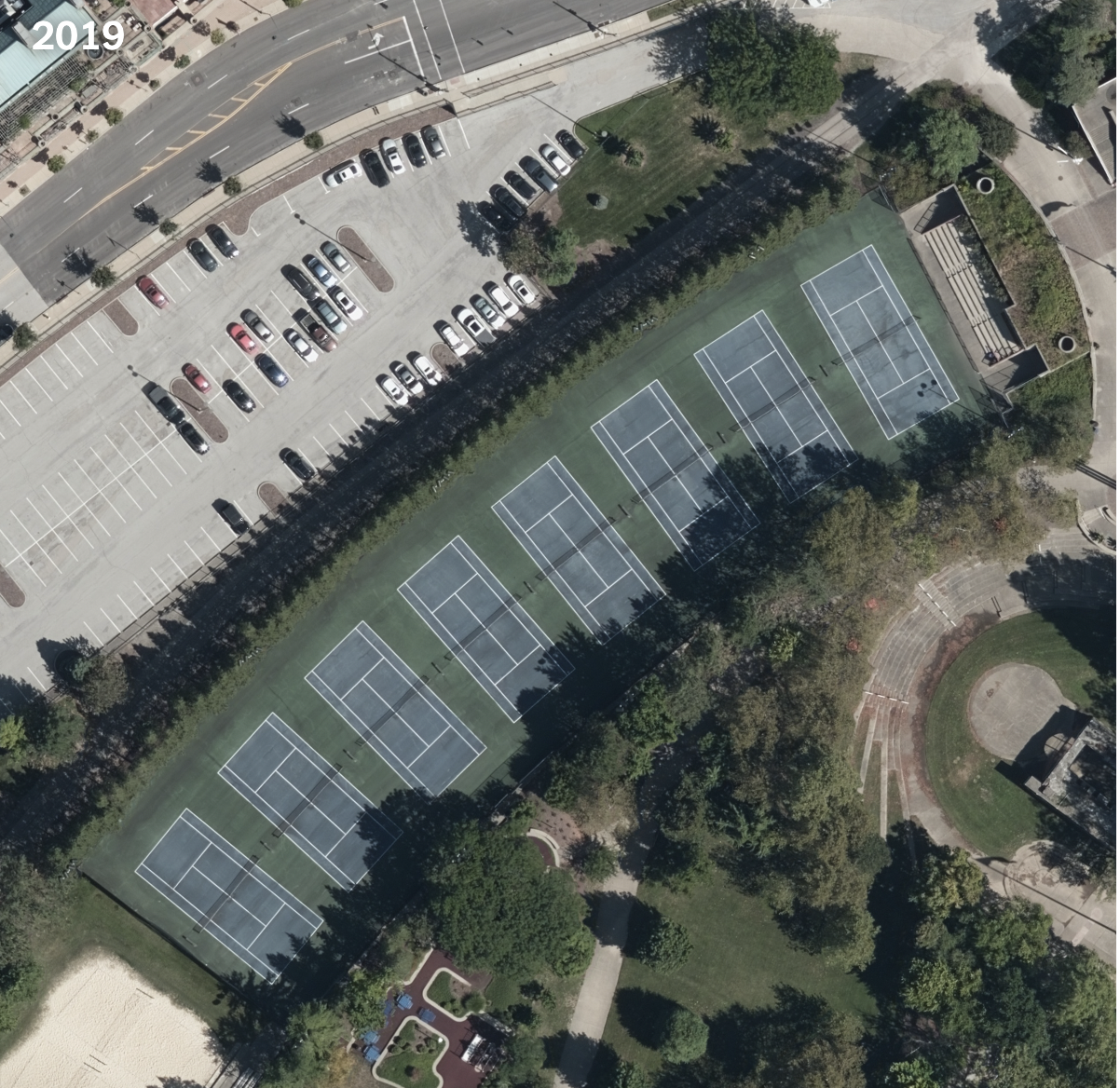 Pickleball “nuốt chửng” 8.000 sân tennis ở Mỹ: Môn thể thao gây nghiện qua góc nhìn từ trên cao- Ảnh 3. Pickleball “nuốt chửng” 8.000 sân tennis ở Mỹ: Môn thể thao gây nghiện qua góc nhìn từ trên cao- Ảnh 3.