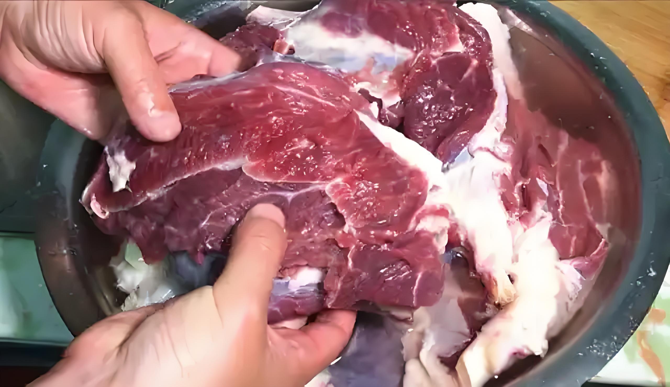 Nấu thịt bò hầm mà chần qua nước sôi là sai lầm: Cách này sẽ giúp thịt bò mềm, ngon và không bị tanh hay dai - Ảnh 3.