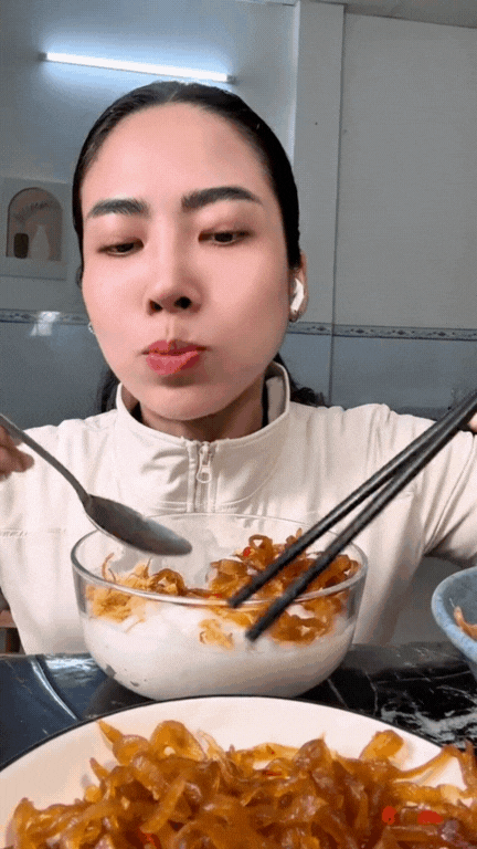 xa-bau-cu-cai-muoi-mon-an-mien-tay-10-17574902369341910740313.gif