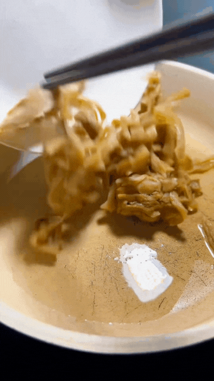xa-bau-cu-cai-muoi-mon-an-mien-tay-5-1757490163034246080484.gif