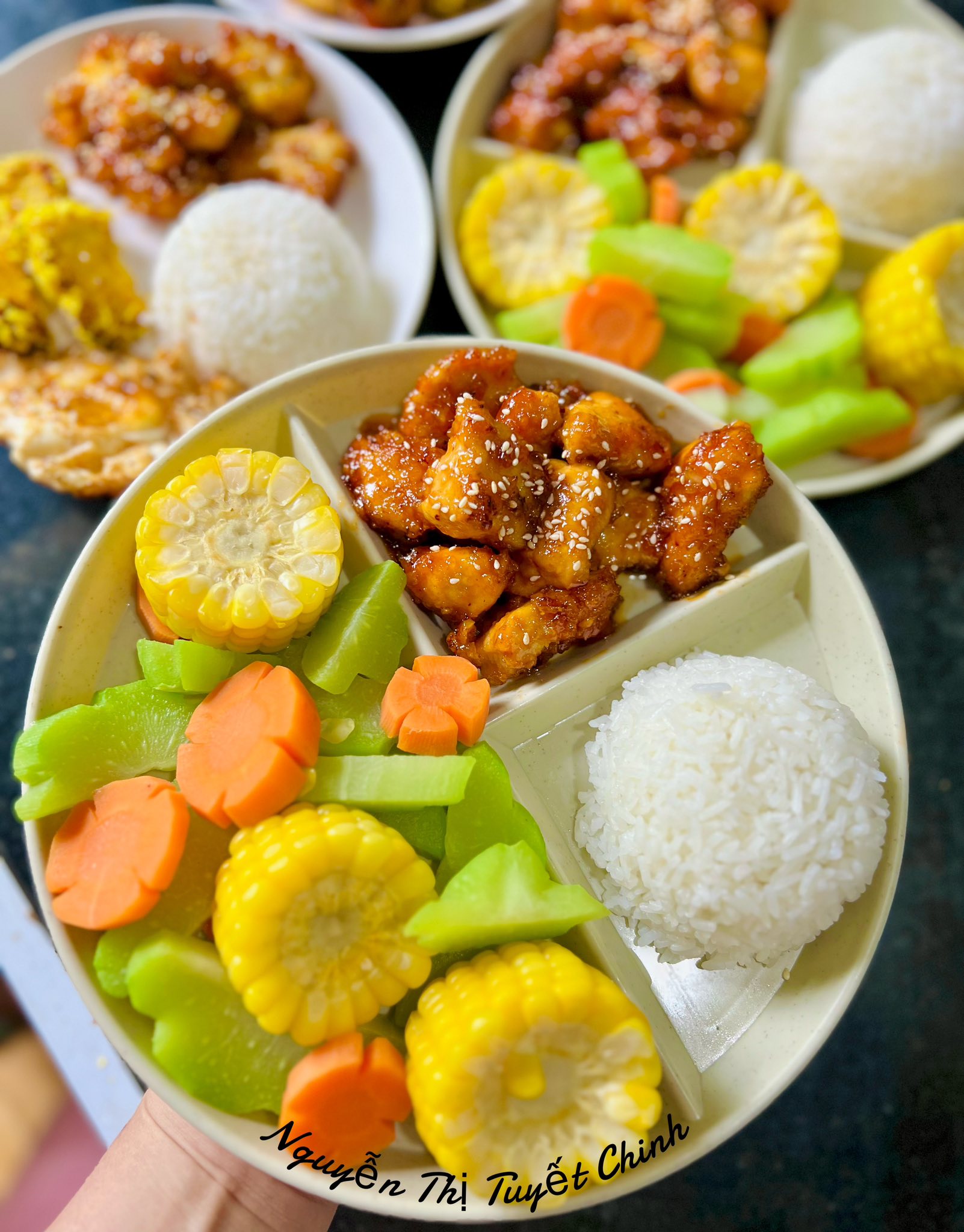 Vẫn là cơm bà đẻ nhưng theo phong cách Eat clean: Hội chị em ở cữ xuýt xoa 