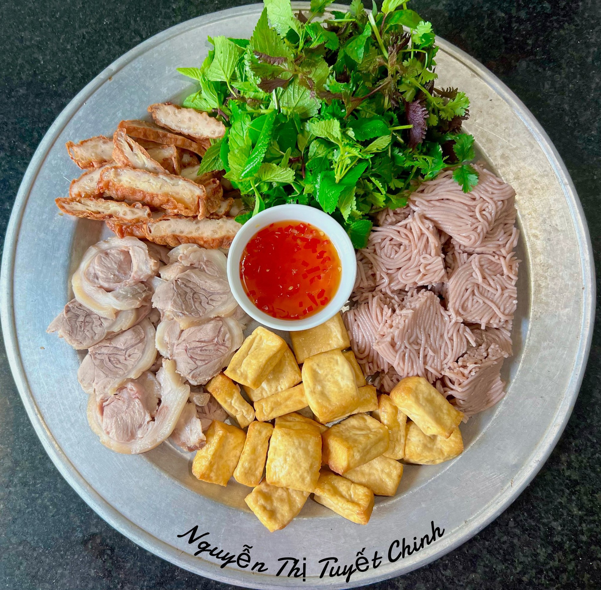 Vẫn là cơm bà đẻ nhưng theo phong cách Eat clean: Hội chị em ở cữ xuýt xoa 