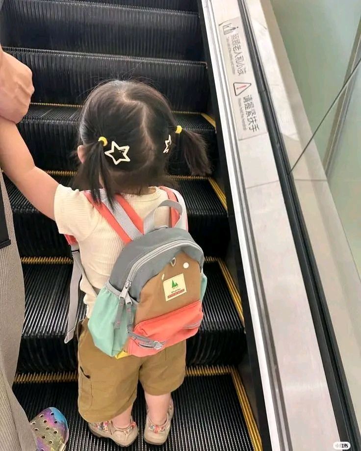 Những kỹ năng bố mẹ cần dạy con để TỰ BẢO VỆ bản thân khi đi lớp - Ảnh 2. Những kỹ năng bố mẹ cần dạy con để TỰ BẢO VỆ bản thân khi đi lớp - Ảnh 2.