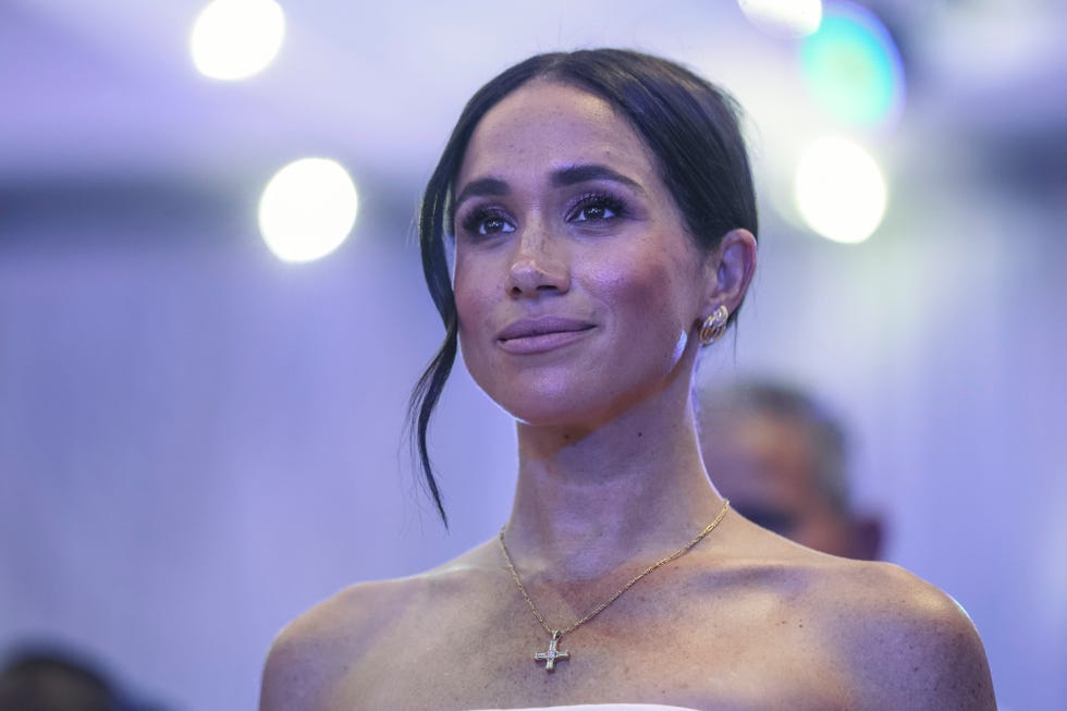britains-meghan-duchess-of-sussex-looks-on-as-she-attends-a-news-photo-1715875445-17575672146821579223485-1757601500583-17576015012441787124775.jpg