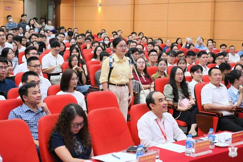 clip-ho-ten-chon-chuyen-nganh-cu-1757575904192-17575759042691155057129.png