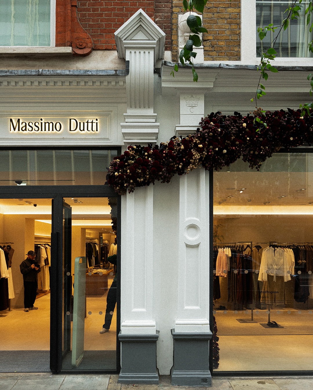 massimodutti17484448503642541869091531223231623158-17574856962402005748797-1757559453479-1757559453558861708572.jpg