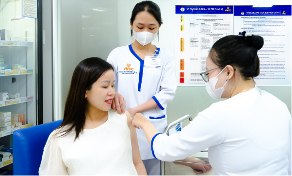 Cách mẹ bầu bảo vệ con yêu trước căn bệnh ho gà nguy hiểm ngay từ lúc con chào đời- Ảnh 4.