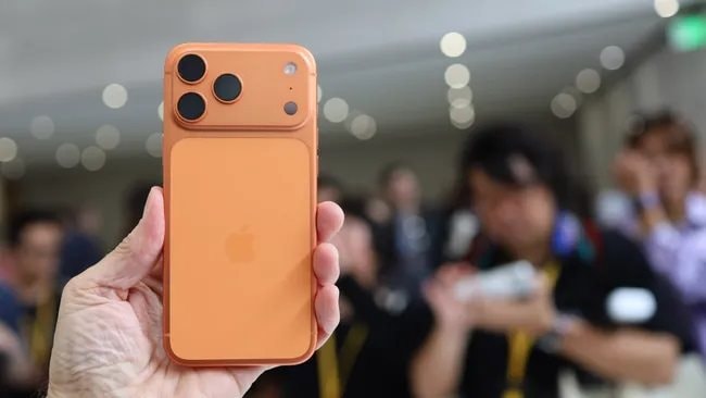 Đang là &quot;kẻ ghét iPhone thậm tệ&quot;, tôi đổi ngay thái độ khi thấy iPhone 17 Pro Max: Thực sự phải mua ngay - Ảnh 2.