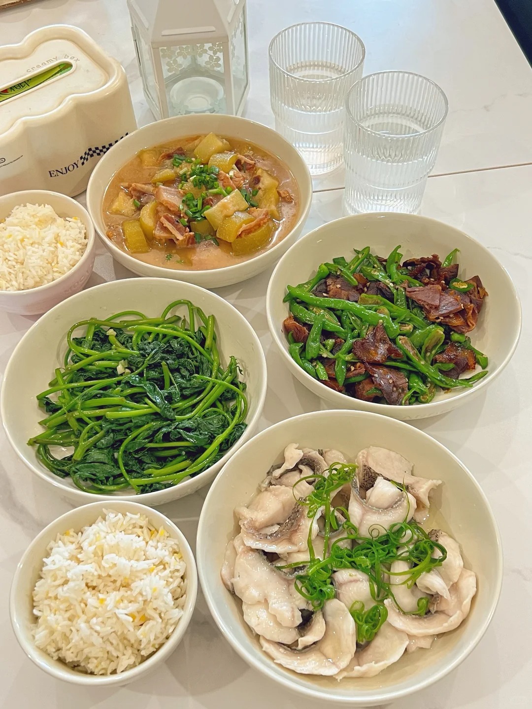 4 mâm cơm nhà đơn giản mà ngon "hết sảy", nấu nhanh lại đủ chất cho cả gia đình, đảm bảo nồi cơm sạch veo - Ảnh 1.