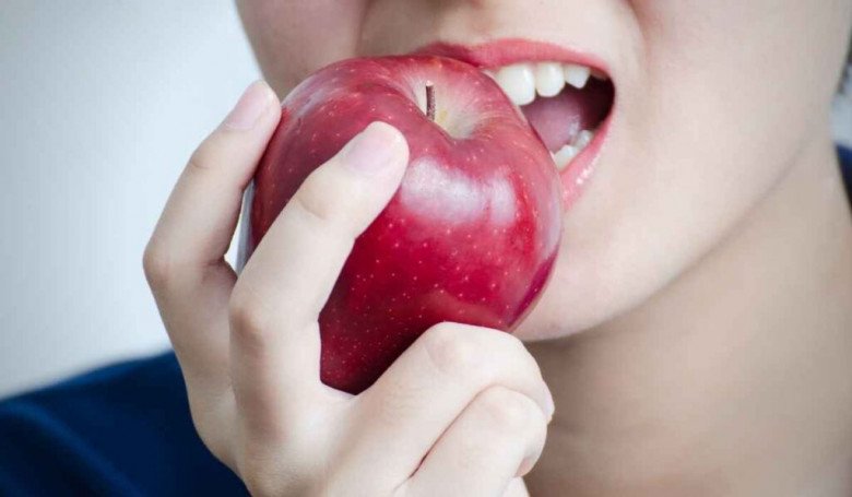 Tôi chăm ăn 2 loại trái cây này để lá lách và dạ dày sạch sẽ, khỏe mạnh: Không tốn kém lại hiệu quả- Ảnh 2.