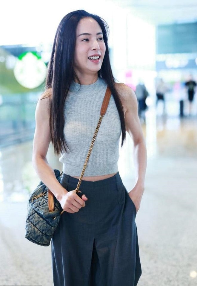 khong-chinh-sua-cua-nang-tieu-long-nu-moi-soc-lynhuocdong-2-1695203341-84-width660height956-1757655627416-1757655628055491174489-1757669679878-17576696799291258188140.jpg