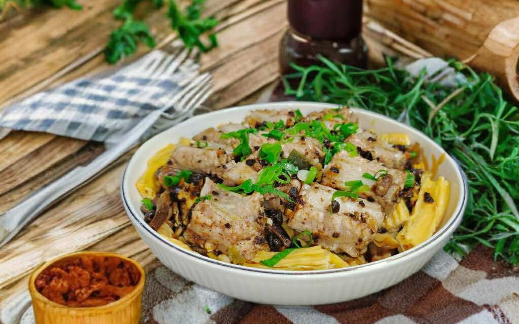Tôi chỉ dùng 3 nguyên liệu này làm món hấp, khi bày ra bàn ăn ai nếm thử cũng phải trầm trồ khen &quot;ngon tuyệt đối&quot;