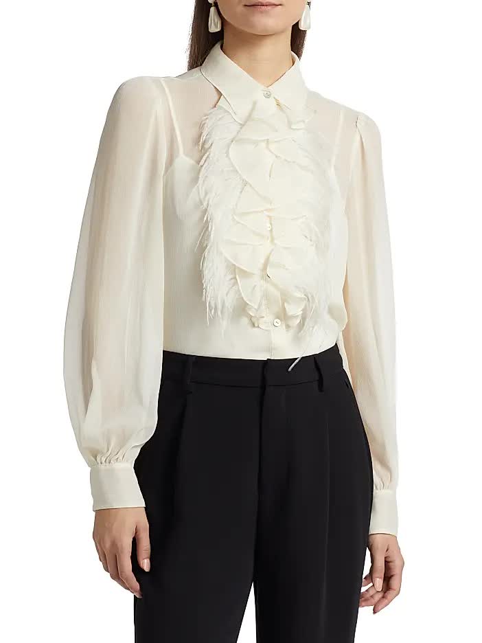 Bí quyết trẻ trung, sang trọng của Vương phi Kate: Bộ đôi blouse trắng   vest đen giúp phụ nữ trung niên “ghi điểm” ở mọi sự kiện- Ảnh 3.