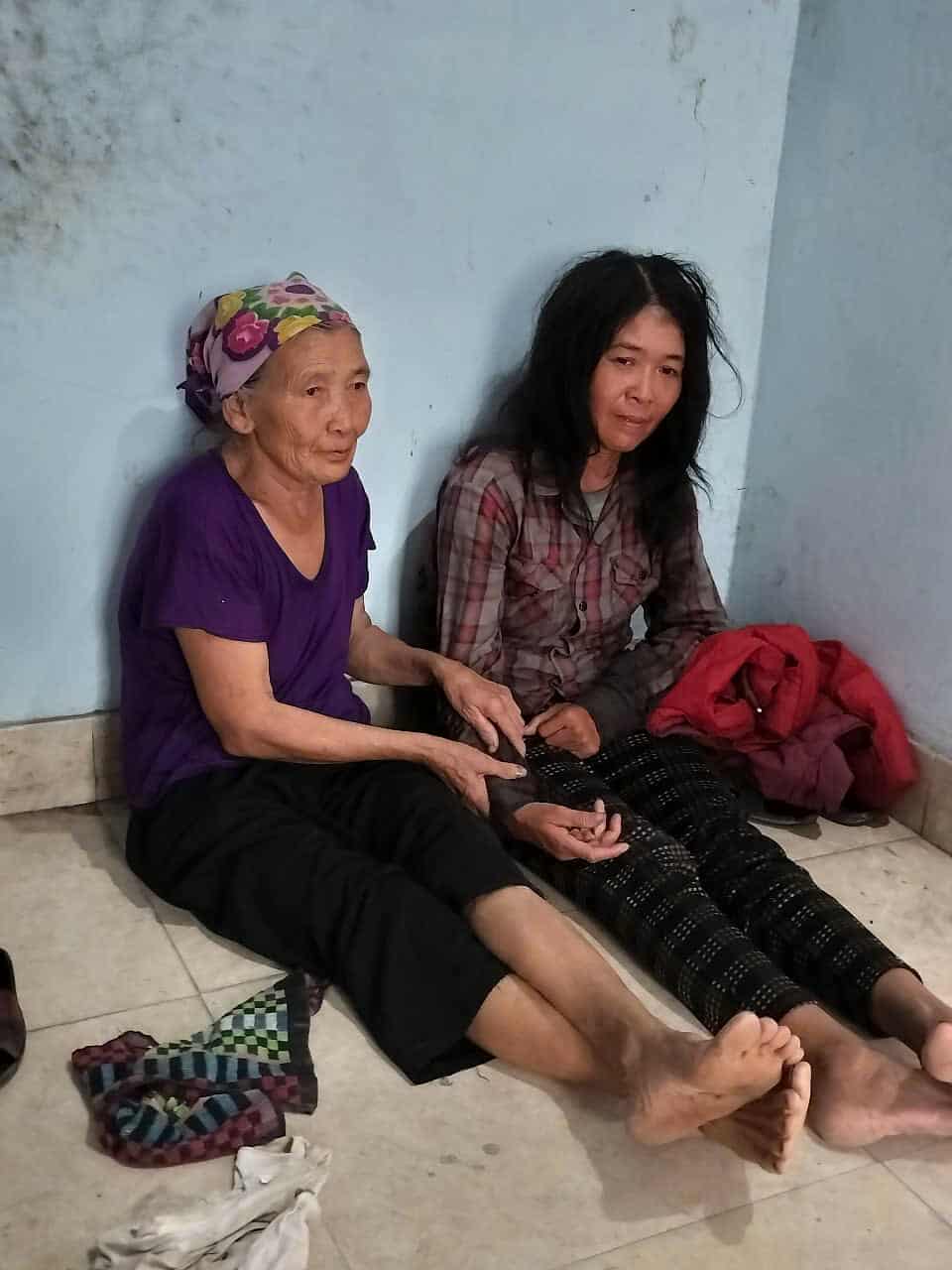 Không có bố, mẹ tâm thần, nam sinh lớp 8 có nguy cơ phải bỏ học- Ảnh 2. Không có bố, mẹ tâm thần, nam sinh lớp 8 có nguy cơ phải bỏ học- Ảnh 2.