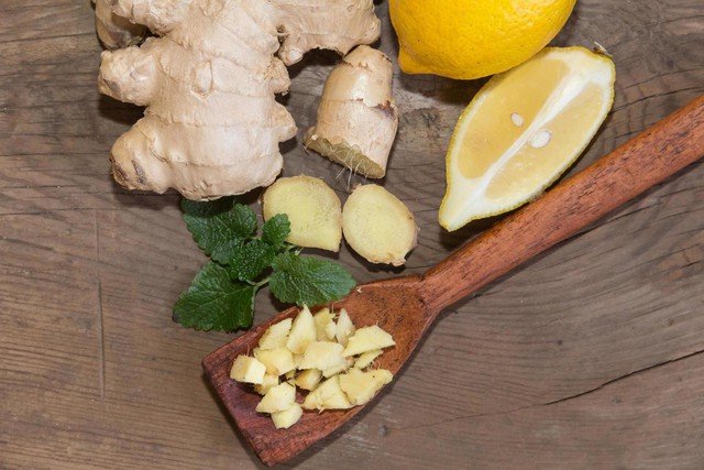 composition-of-ginger-lemon-honey-and-fresh-mint-free-photo-17576621609471626444318-1757723131065-1757723136362635760730.jpg