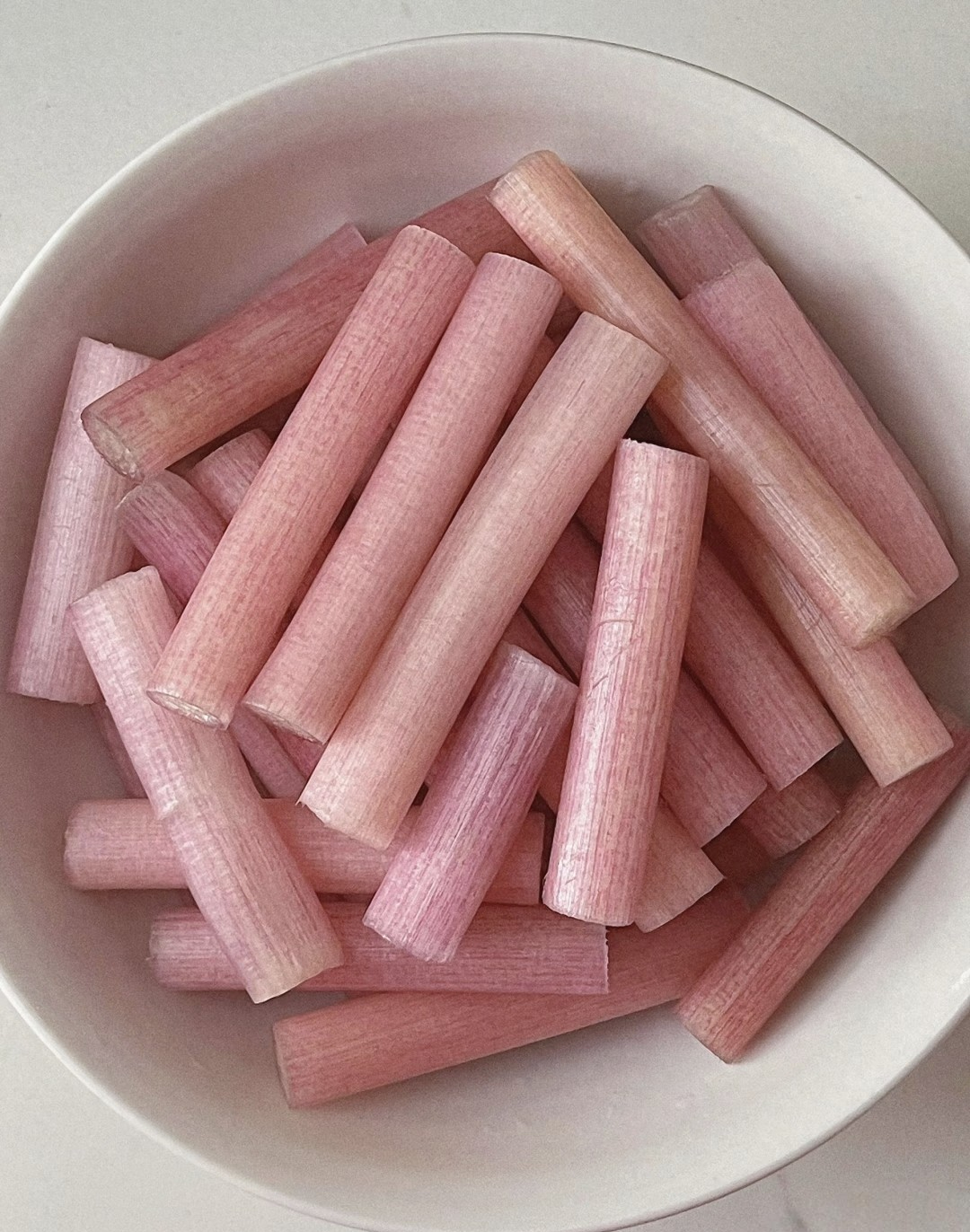 Món quà hiếm mùa thu: "Hồng ngọc" dưới nước, ăn kèm gì cũng hợp, đang khiến dân sành ăn săn lùng khắp chợ - Ảnh 1.