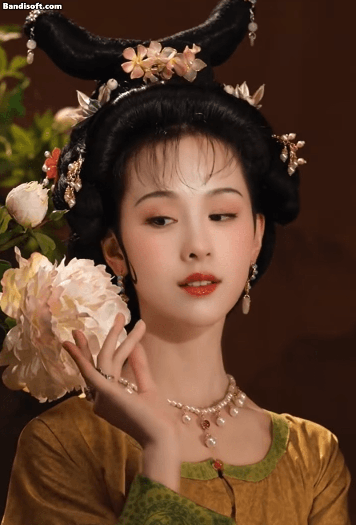 Ngắm mỹ nhân này mà tưởng quay về 1000 năm trước: Nhan sắc tiên nữ giáng trần, đẹp đến mất cả nhận thức - Ảnh 2. Ngắm mỹ nhân này mà tưởng quay về 1000 năm trước: Nhan sắc tiên nữ giáng trần, đẹp đến mất cả nhận thức - Ảnh 2.