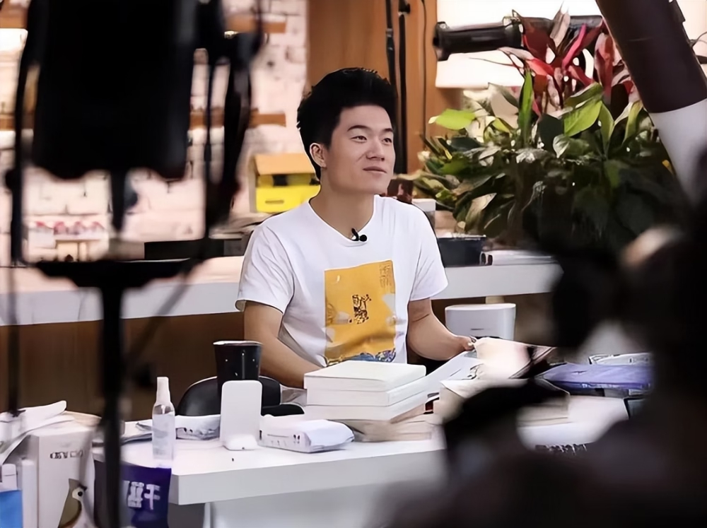 Bị nhận xét 