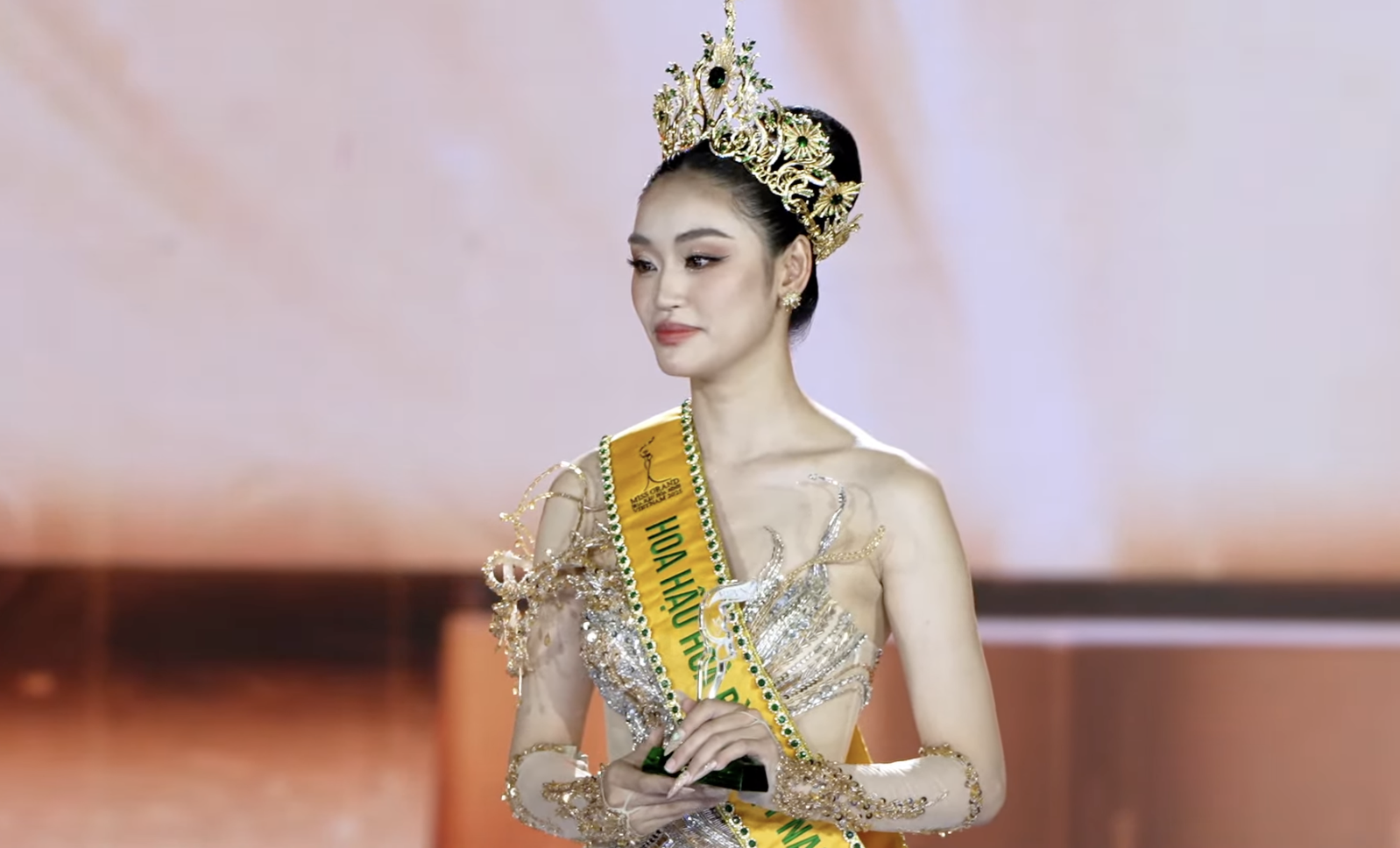 Nguyễn Thị Yến Nhi là Tân Miss Grand Vietnam, màn công bố kết quả độc lạ nhất lịch sử cuộc thi!- Ảnh 1. Nguyễn Thị Yến Nhi là Tân Miss Grand Vietnam, màn công bố kết quả độc lạ nhất lịch sử cuộc thi!- Ảnh 1.