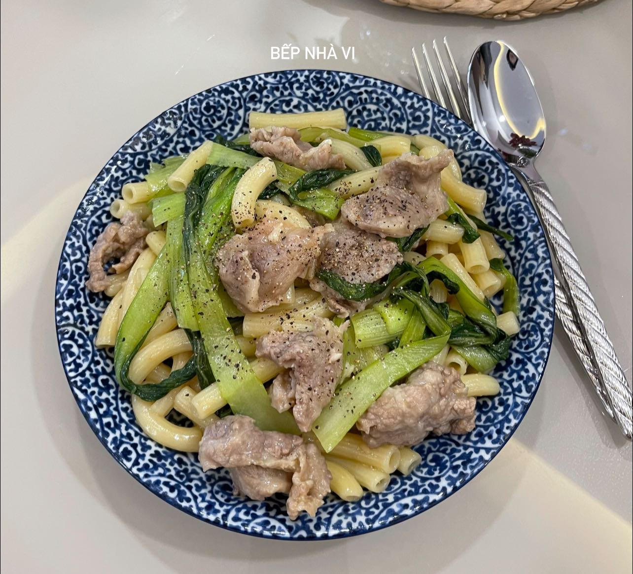 1 mom ở TP.HCM mỗi sáng đều dậy sớm nấu ăn cho chồng con: Đã chăm lại còn khéo, 1 mom ở TP.HCM mỗi sáng đều dậy sớm nấu ăn cho chồng con: Đã chăm lại còn khéo,