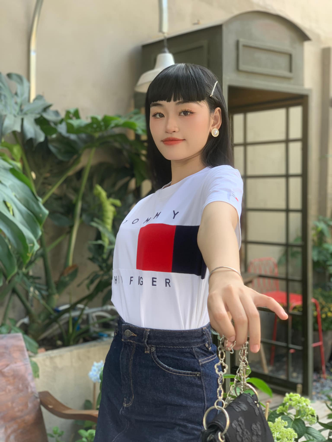 Hoa hậu ở trọ 2,5 triệu đồng/tháng, làm phục vụ tiệc cưới, dùng mỹ phẩm loại 30.000 đồng để chăm sóc da - Ảnh 4. Hoa hậu ở trọ 2,5 triệu đồng/tháng, làm phục vụ tiệc cưới, dùng mỹ phẩm loại 30.000 đồng để chăm sóc da - Ảnh 4.