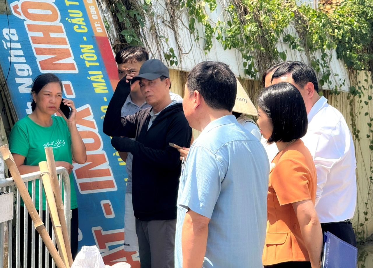 &quot;Mẹ ơi cứu con&quot; - cuộc gọi cuối cùng xé lòng trước khi cả nhà 4 người mất trong vụ cháy kinh hoàng ở Hà Nội - Ảnh 11.